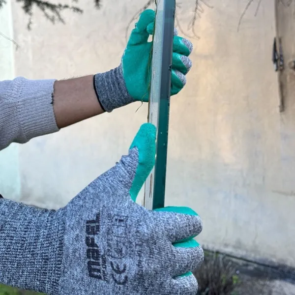 Mafel 080 1/2 Yeşil Kırışık Latex Eldiven