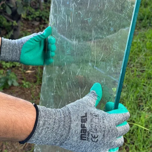 Mafel 080 1/2 Yeşil Kırışık Latex Eldiven