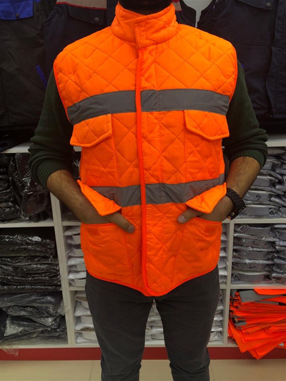 İKAZ YELEĞİ KAPİTONELİ BARBOUR MODELLİ